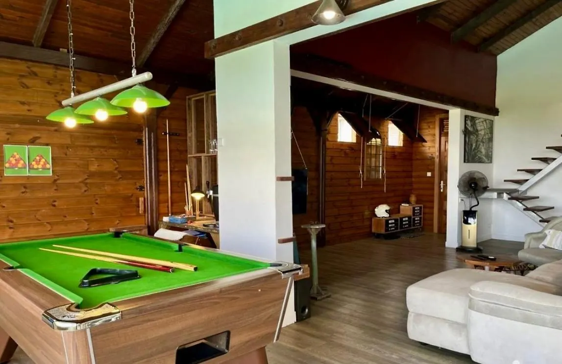 Villa Martinique Vue Panoramique Piscine Et Billard 圣吕斯